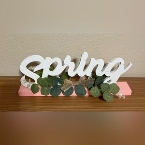 Spring Wooden Tabletop Sign